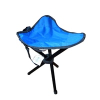 Tabouret pliable en toile, tabouret de camping pliable triangulaire avec trois pieds et étui de transport gratuit