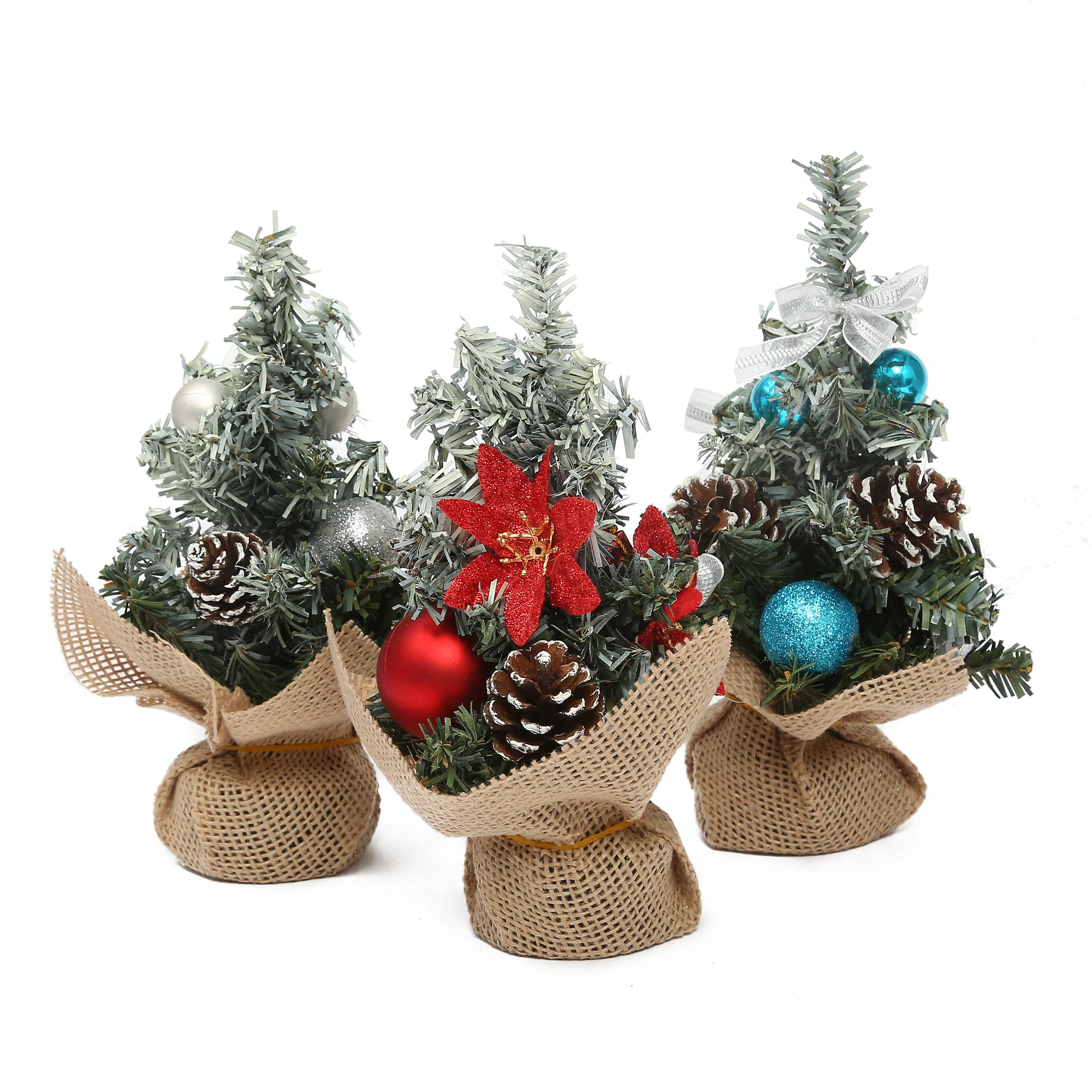 2022 Indoor Decoration Artificial Mini Xmas Tree Manufacturer Wholesale Desktop Small Christmas Trees With Balls