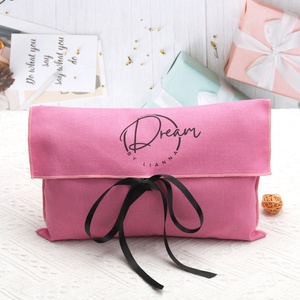Sacs en toile de coton imprimés avec logo personnalisé, pochettes cadeaux, emballages pour bijoux, pochettes à rabat en coton, pochettes anti-poussière - Product Image 4