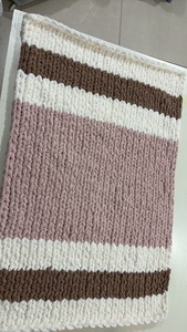 Wholesale Soft Fluffy Chunky Chenille Yarn Knit <b>Throw</b> Blanket Chunky Yarn <b>Throw</b> Blanket - Product Image 3