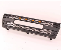 Gobison Offre Spéciale 1997 1998 1999 2000 Accessoires Grille de pick-up Grille de pare-chocs avant pour Toyota TACOMA Car Grille