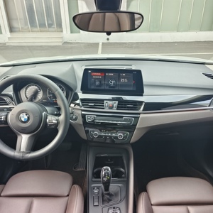 SUV Deportivo Compacto <span class=keywords><strong>BMW</strong></span> <span class=keywords><strong>X1</strong></span> 2.0T Automático de 5 Plazas, 2WD, Volante a la Izquierda, Gasolina, Vehículo Usado, 280 Nm, para Compradores con Conocimiento de Marcas - Product Image 4