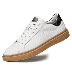 Zapatillas de Cuero Genuino de Alta Calidad Personalizadas con MOQ Bajo, Color Negro, Blanco y Marrón, Estilo Casual de Caña Baja para Hombre - Product Image 1