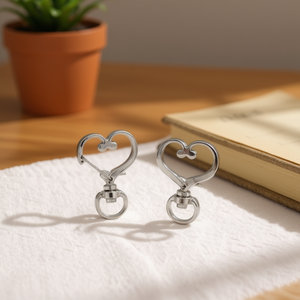 Portachiavi ILAN a forma di cuore 25x35mm in metallo argentato, set da 2 pezzi - Product Image 2