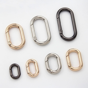 Wholesale High Quality Zinc Alloy Oval Ring Spring Keyring Oval Round Carabiner Keychain Oval Metal Buckle Luggage Bag Accessory