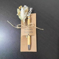 Set Hadiah Terima Kasih Kompak Minimalis, Paket Apresiasi dengan Dekorasi Bunga Kering, Pulpen Bambu, dan Kartu Ucapan yang Serasi