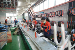 <span class=keywords><strong>Bicicleta</strong></span> de Gravel OEM, <span class=keywords><strong>Bicicleta</strong></span> de Carretera de Acero al Carbono de <span class=keywords><strong>26</strong></span> Pulgadas, Shimano de 21 Velocidades, Llanta de Aleación de Aluminio RS para Caminos Difíciles - Product Image 5