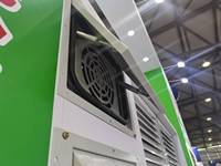 Nouvelle Conception Horizontal en Alliage d'Aluminium Moderne, Grilles d'Admission et de Sortie d'Air Automatiques pour Générateur à Accumulation d'Énergie, pour Atelier
