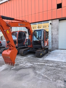Mini-excavatrice sur chenilles Hitachi ZX60 2020 de 6 tonnes pour l'exploitation minière, godet de 1,1 m, puissance de 100 kW, bon état, haute efficacité - Product Image 5