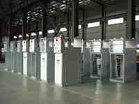 Armoire de distribution extérieure complète en acier galvanisé IP66 JP, personnalisée en usine, pour appareillage de commutation moyenne et haute tension (compensation, contrôle, terminaison, éclairage)