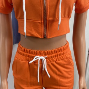 Completo con Cappuccio XS Ultimo Design Tinta Unita Shorts Corti Top Corto a Maniche Corte Set Estivo Due Pezzi <span class=keywords><strong>Abbigliamento</strong></span> Donna - Product Image 3