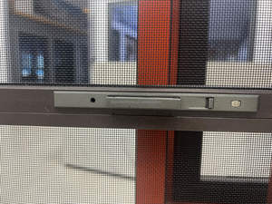 กรอบหน้าต่างอลูมิเนียมที่ทันสมัยความละเอียดสูงสแตนเลสตาข่ายรักษาความปลอดภัยที่<span class=keywords><strong>ถอด</strong></span>ออกได้กันยุงห้องครัวโรงแรม - Product Image 4