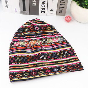 Chapeaux de <span class=keywords><strong>chimio</strong></span> personnalisés pour femmes Chapeaux Slouchy Beanie Cap Scarf - Product Image 3