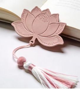 Wholesale PU Leather <b>Bookmark</b> Flower Elegant Book Marker Classic Beautiful <b>Bookmark</b> Promotional <b>Gift</b> for Book Lovers Students - Product Image 3