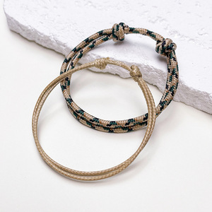 Juego de 2 Pulseras Náuticas de Cuerda Trenzada Encerada, Hechas a Mano, Ajustables, de Nailon y Paracord - Product Image 5