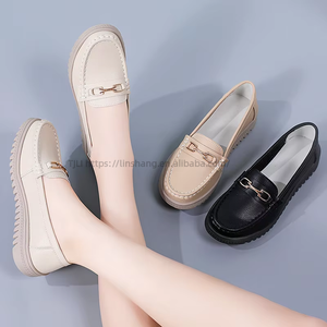 Autumn New Style Cowhide Leather Women's <b>Soft</b>-Soled With Non-Slip Cowhide Soles Slip-on Comfortable Mom <b>Shoes</b> - Product Image 1