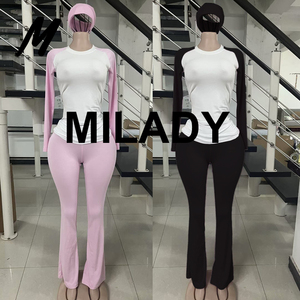 Set <span class=keywords><strong>Donna</strong></span> Y2K: Maglietta Aderente a Maniche Lunghe con Contrasto e Pantaloni a Zampa Rosa e Nero, Due Pezzi con Fascia per Capelli - Product Image 2