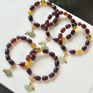 Pulsera de una sola hebra con fecha de ámbar de sangre natural con Hetian <span class=keywords><strong>Jade</strong></span> 8mm Acentos de cera de abejas de mineral crudo Artesanía de cristal hecha a mano - Product Image 6