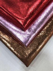 Accesorios de tela holográfica de Bajo MOQ, piel de serpiente multicolor impresa, cuero de PU para bolso, cinturón, decoraciones, cuero sintético - Product Image 2