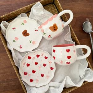 Taza de Café de Cerámica con Forma de Corazón de San Valentín y Plato, Juego de Taza y Platillo para Té de la Tarde, Oso Bonito para Regalo de San Valentín - Product Image 1