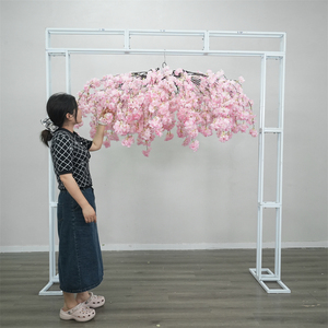 ต้นซากุระประดิษฐ์สีชมพูสำหรับตกแต่งงานแต่งงานและงานปาร์ตี้ - Product Image 1