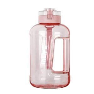 Logo personnalisé sans BPA 2L pour <span class=keywords><strong>Shaker</strong></span> Bottle 20oz Gym Protein <span class=keywords><strong>Shaker</strong></span> pour Camping Eau bouillante Applicable - Product Image 5