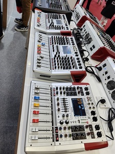 Bàn trộn âm thanh chuyên nghiệp VR 550W*2, 4/6/8 kênh, 99DSP+USB+Ghi âm+MP3, hệ thống khuếch đại và trộn âm với hiệu ứng Reverb - Product Image 6