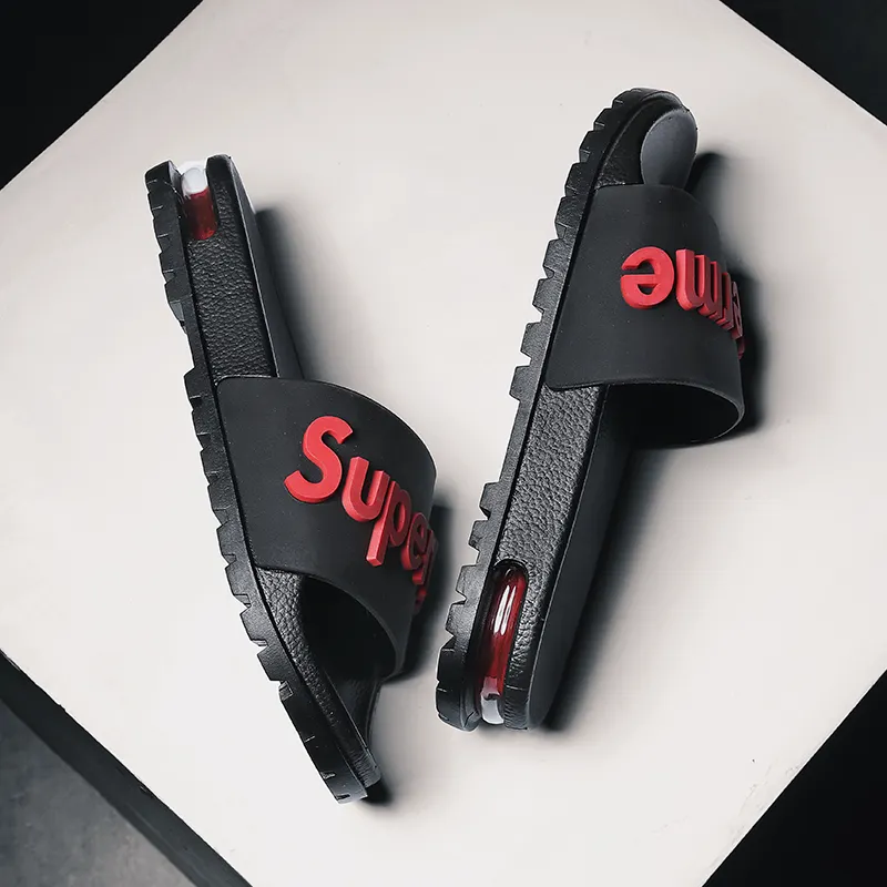 Benutzer definierte 3D-Gummidruck Logo-Muster Unisex Black Plain Herren PVC Sandalen Slides Slippers Custom Slides Sandalen mit Logo