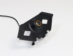 GAYINTT-cámara de visión frontal para coche, dispositivo de 170 grados, para <span class=keywords><strong>Volkswagen</strong></span> VW <span class=keywords><strong>Tiguan</strong></span> L <span class=keywords><strong>2016</strong></span> 2017 2018, visión nocturna, positivo, impermeable - Product Image 2