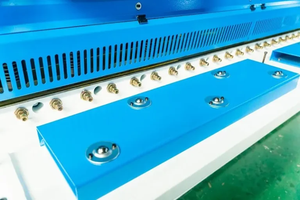 Thông số kỹ thuật máy cắt thủy lực QC12K 4X2500 với chiều dài 2500mm - Product Image 6