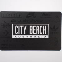 Credencial de Acceso para Compras Personalizada y Elegante con Banda Magnética y Zona para Firma