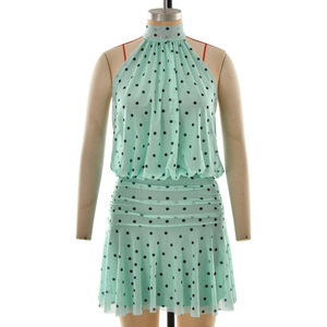 Vestido ajustado con cuello halter y estampado de lunares, cintura alta, sin espalda, transpirable, informal, estilo streetwear, para cóctel - Product Image 5