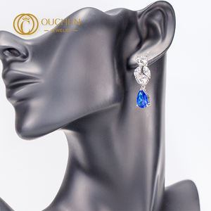 ओचेन इगी जेजी प्रमाणित एचबीटी सीवीड लैब-उगाए गए हीरे 9k 14k 18k ठोस सोने के हीरे की बालियां - Product Image 4