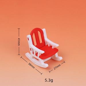 Оптовый набор миниатюрной мебели из смолы: высококачественный стол и стулья для кукольного домика - Product Image 5