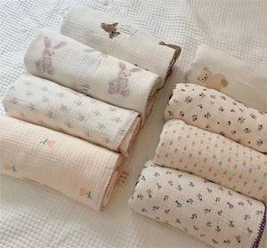 ผ้ากอซมัสลินนุ่มสําหรับเด็ก 2 ชั้นผ้าห่มพันเด็กผ้าฝ้ายอินทรีย์ระบายอากาศวินเทจดอกไม้ห่อตัวนอน - Product Image 6