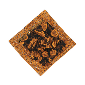 Foulard Quadrato Piccolo con Motivo a Pois Rosa 70x70cm Accessorio di Moda per Donne - Product Image 1