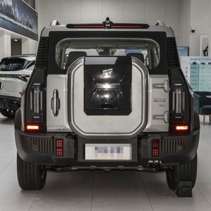 Auto Usata di Alta Qualità: Chery Jetour Traveler 2024, in Buone Condizioni, Attualmente Disponibile - Product Image 3