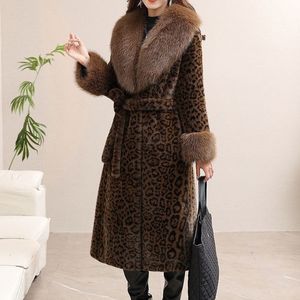 Abrigo largo de piel sintética de visón de leopardo para mujer, estilo lujo, cálido para invierno - Product Image 1