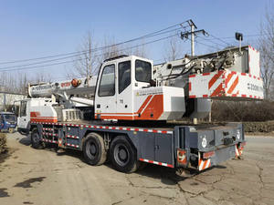 Grue mobile sur camion Zoomlion RY25V d'occasion à bas prix, 25 tonnes, 39 m, avec boîte de vitesses, moteur et châssis - Product Image 5