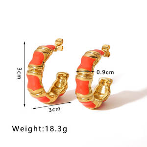 Boucles d'oreilles pour femme en acier inoxydable 316L plaqué or 14k 18k PVD, couleur or personnalisée, motif bambou coloré, tendance. - Product Image 6