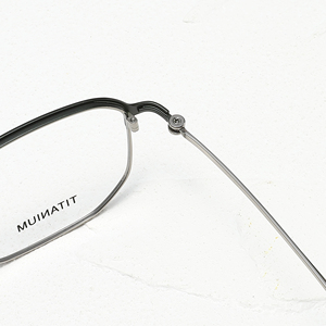 Monturas de Gafas Rectangulares de Titanio con Aro Completo para Adultos, Unisex, Ligeras, para Corrección de la Visión, Diseño de Color Sólido - Product Image 3