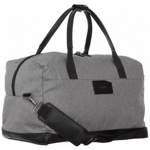 Bolsa de almacenamiento plegable gratuita para ropa y prendas de vestir. Bolsas de viaje grandes para trajes hechas de poliéster PU impermeable. - Product Image 3