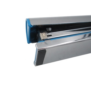 <span class=keywords><strong>Agrafeuse</strong></span> de bureau <span class=keywords><strong>manuelle</strong></span> en métal, bleue, standard, pour feuilles de bureau et scolaires, la plus vendue - Product Image 6