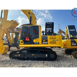 Excavatrice Komatsu PC200 d'occasion d'origine japonaise - 20 tonnes - Moteur d'origine et faible nombre d'heures de fonctionnement - Bon état - Prix bas - Product Image 3
