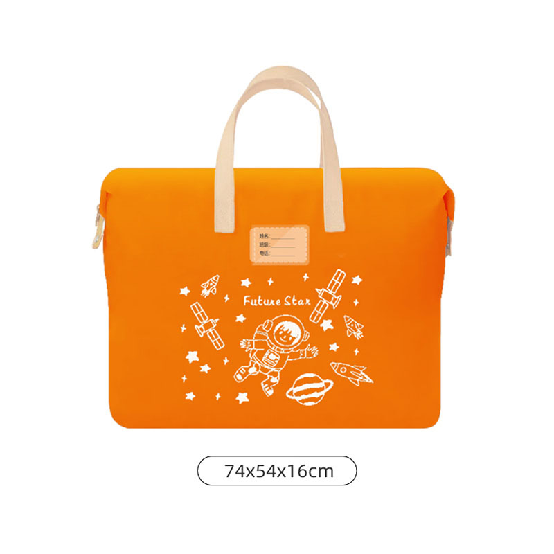 Astronaute orange
