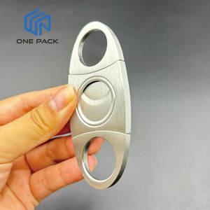 Coupe-cigares de table noir personnalisé en plastique avec logo double lame en acier inoxydable Accessoires pour ustensiles de ciseaux à cigares - Product Image 3