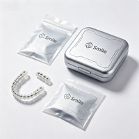 Ensemble d'emballage professionnel personnalisé pour aligneurs orthodontiques avec boîte portable, sacs pour aligneurs et rangement pour gouttières de rétention – Vente en gros