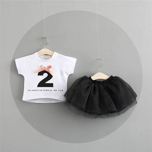 Conjunto de Dos Piezas: Camiseta con Estampado de Dios Hindú (60% Algodón, 40% Poliéster) y Falda de Tul para Niñas - Product Image 2