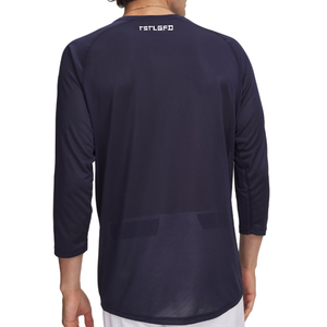 <b>Men</b> Light Grey Raglan 3/4 Sleeve Crew Neck Performance T-Shirt Moisture-Wicking Slim Fit Curved Hem Athletic Sports Baseball Tee - Product Image 4