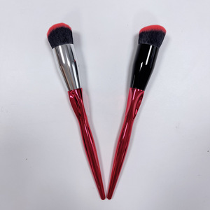 Nouvelle tendance : 1 pinceau de maquillage rotatif en plastique ABS rouge et rose, entièrement orné de strass, ensemble de pinceaux de maquillage brillant et glamour avec sac - Product Image 2
